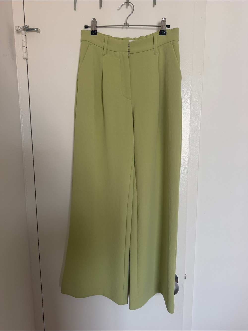 Abercrombie & Fitch Wide-Leg Trousers in Sage Green